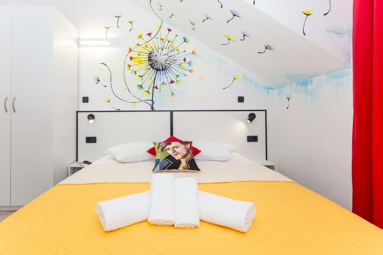 Mima'S Rooms Omis Exterior photo